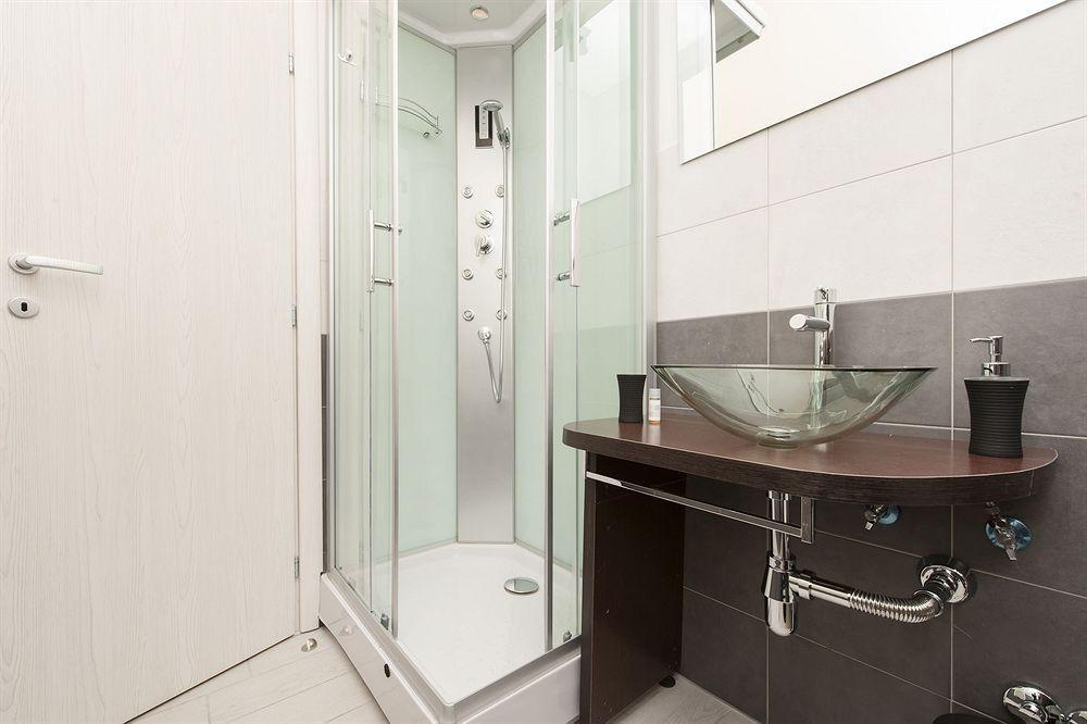 De Guestibus Hotel Rome Exterior photo